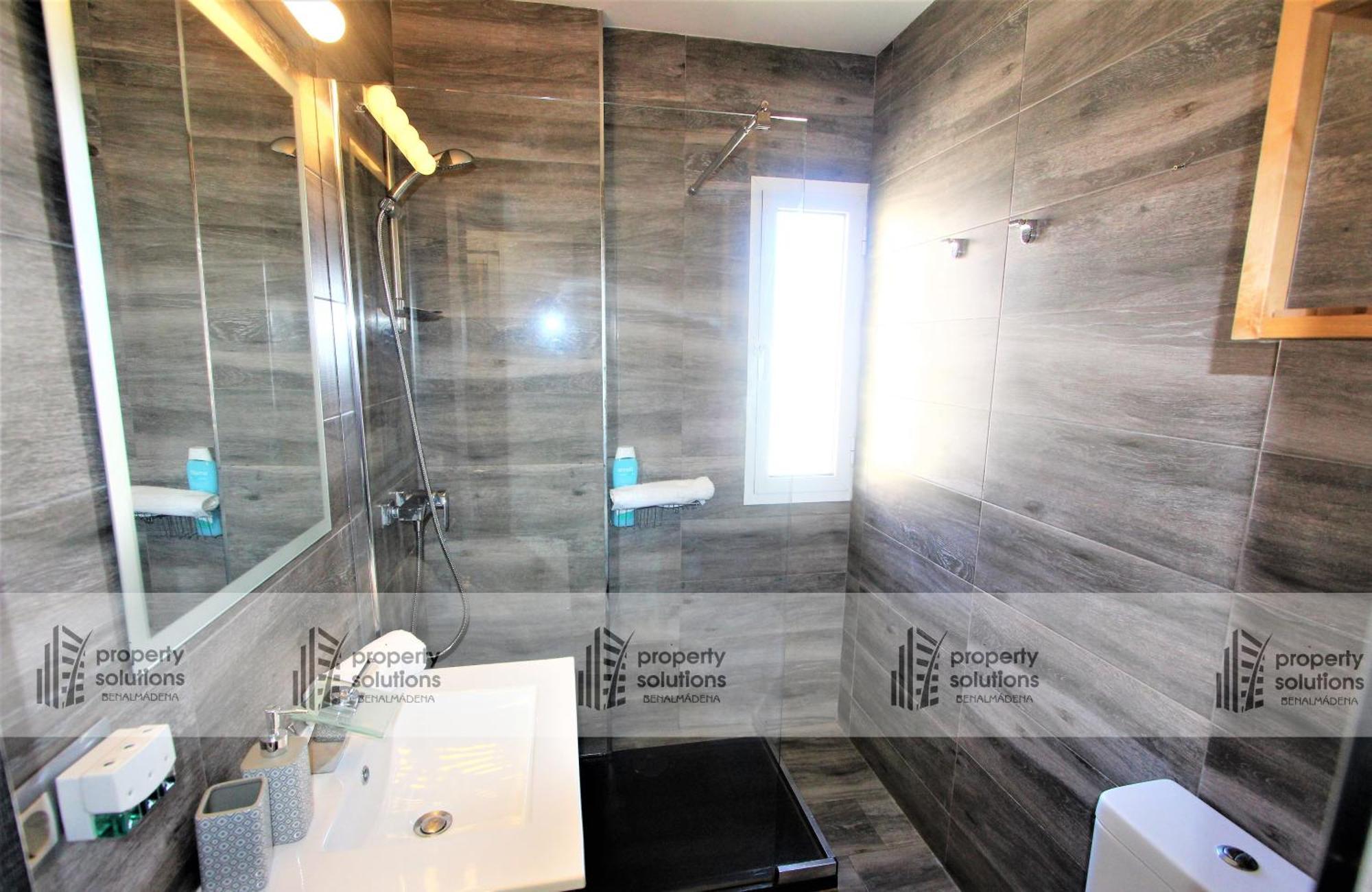 645 Aguila Apartamentos - Vista Al Mar - Cerca De Tren, Restaurantes, Tiendas - Playa A 10 Min Caminando Бенальмадена Екстер'єр фото