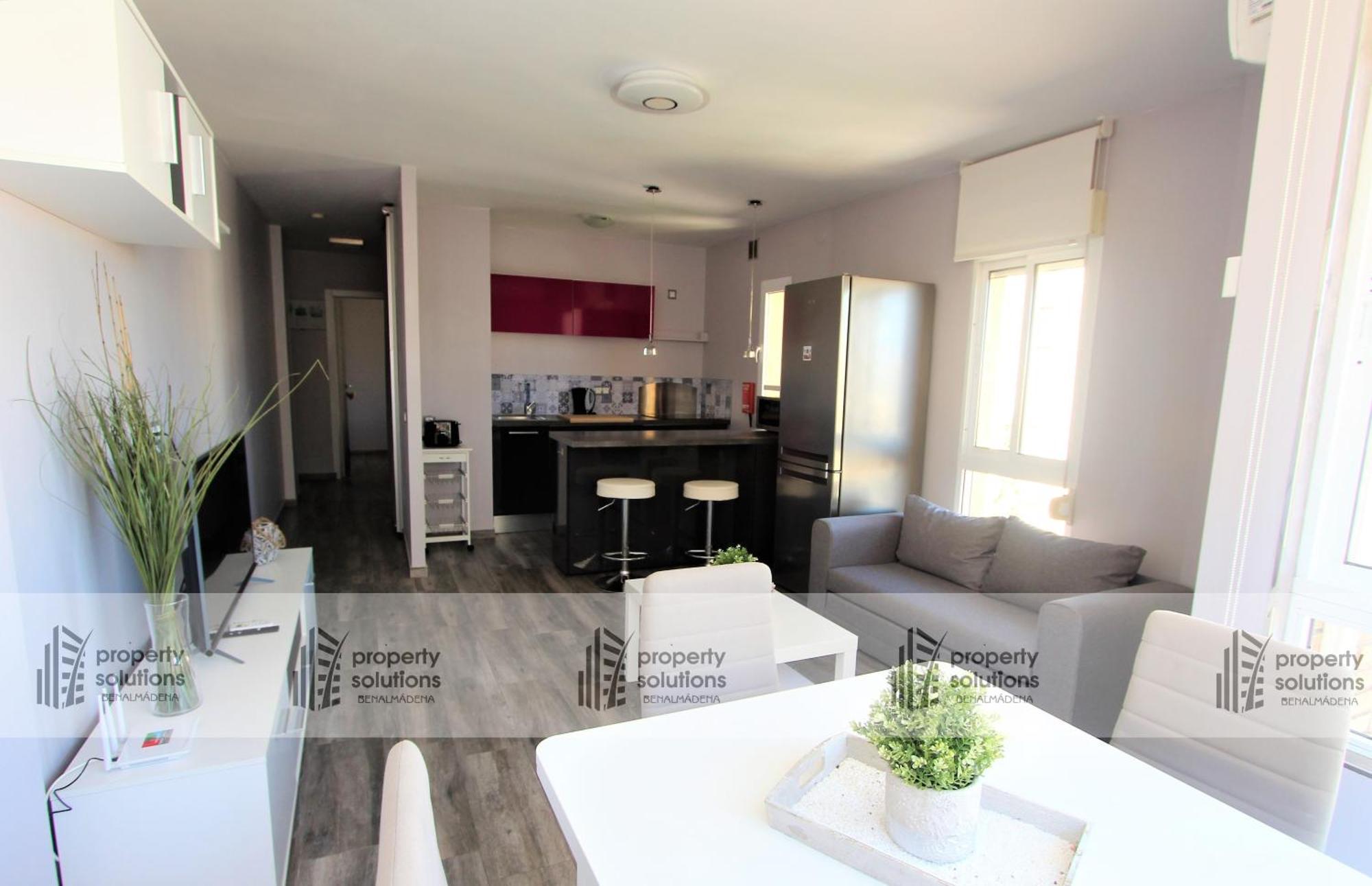 645 Aguila Apartamentos - Vista Al Mar - Cerca De Tren, Restaurantes, Tiendas - Playa A 10 Min Caminando Бенальмадена Екстер'єр фото