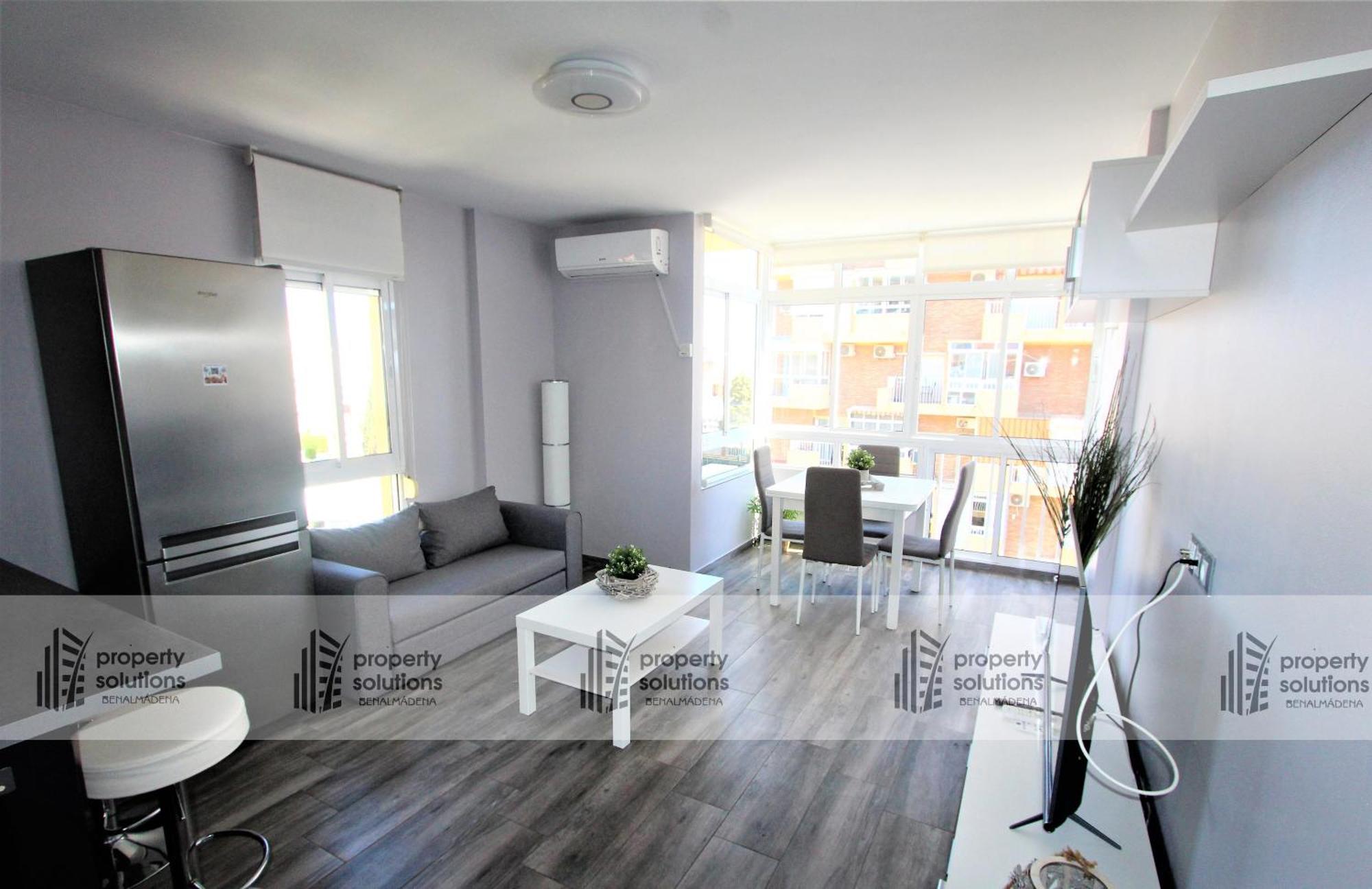 645 Aguila Apartamentos - Vista Al Mar - Cerca De Tren, Restaurantes, Tiendas - Playa A 10 Min Caminando Бенальмадена Екстер'єр фото