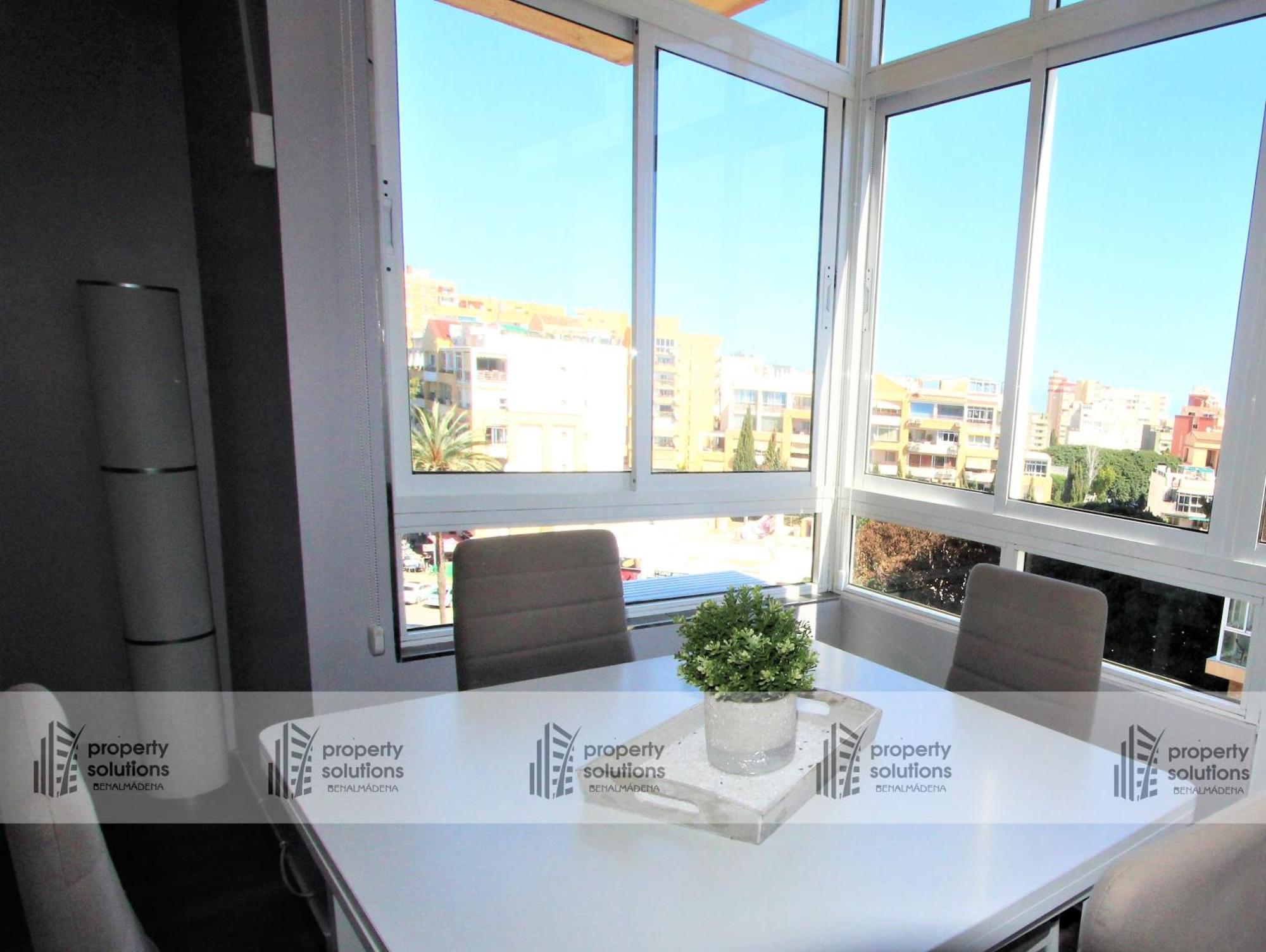 645 Aguila Apartamentos - Vista Al Mar - Cerca De Tren, Restaurantes, Tiendas - Playa A 10 Min Caminando Бенальмадена Екстер'єр фото