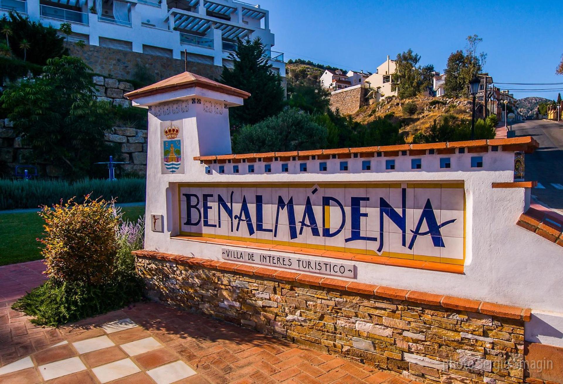 645 Aguila Apartamentos - Vista Al Mar - Cerca De Tren, Restaurantes, Tiendas - Playa A 10 Min Caminando Бенальмадена Екстер'єр фото